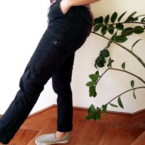 BLACK CARGO PANTS
